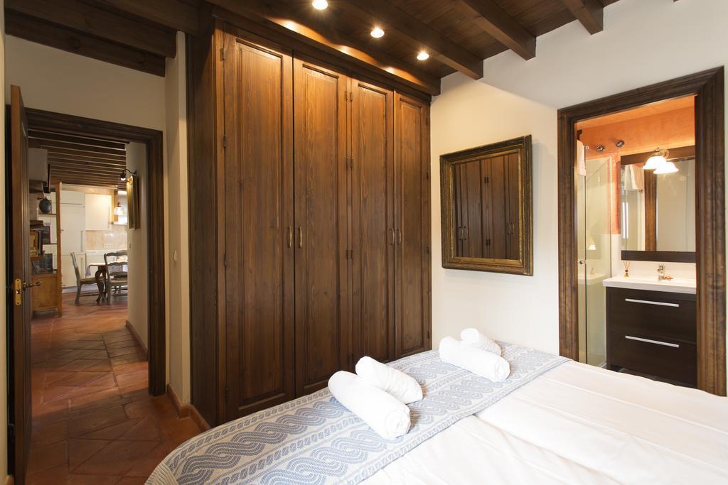 Apartamento Puerta Elvira Centro Free Parking Granada Dış mekan fotoğraf